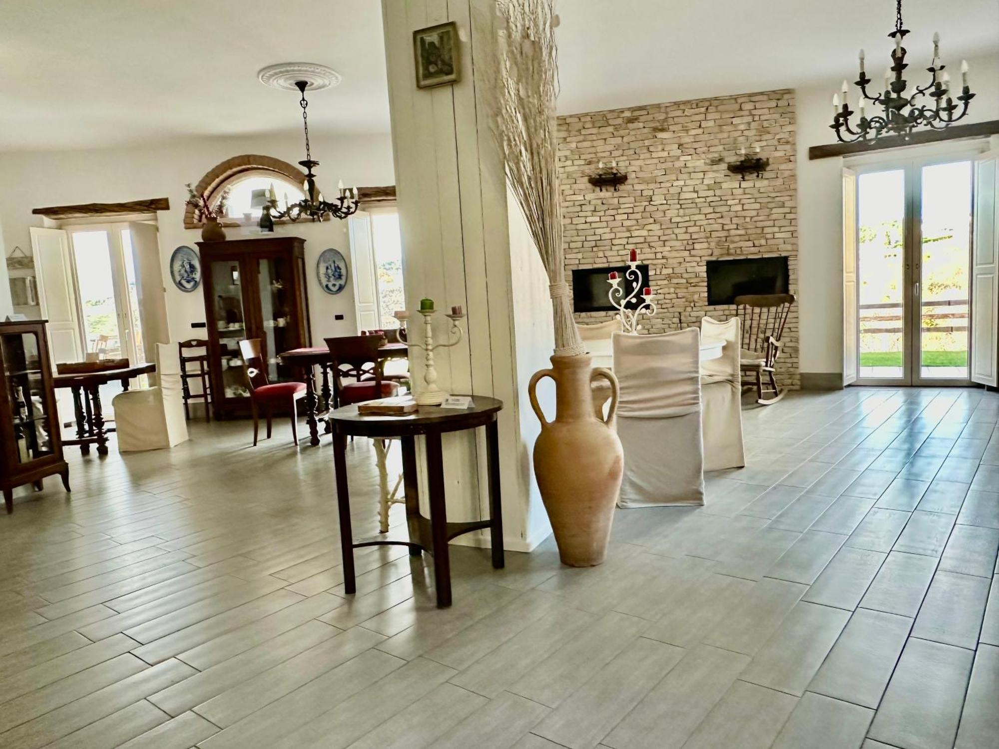بوتنزا Country B&B Piani Del Mattino المظهر الخارجي الصورة
